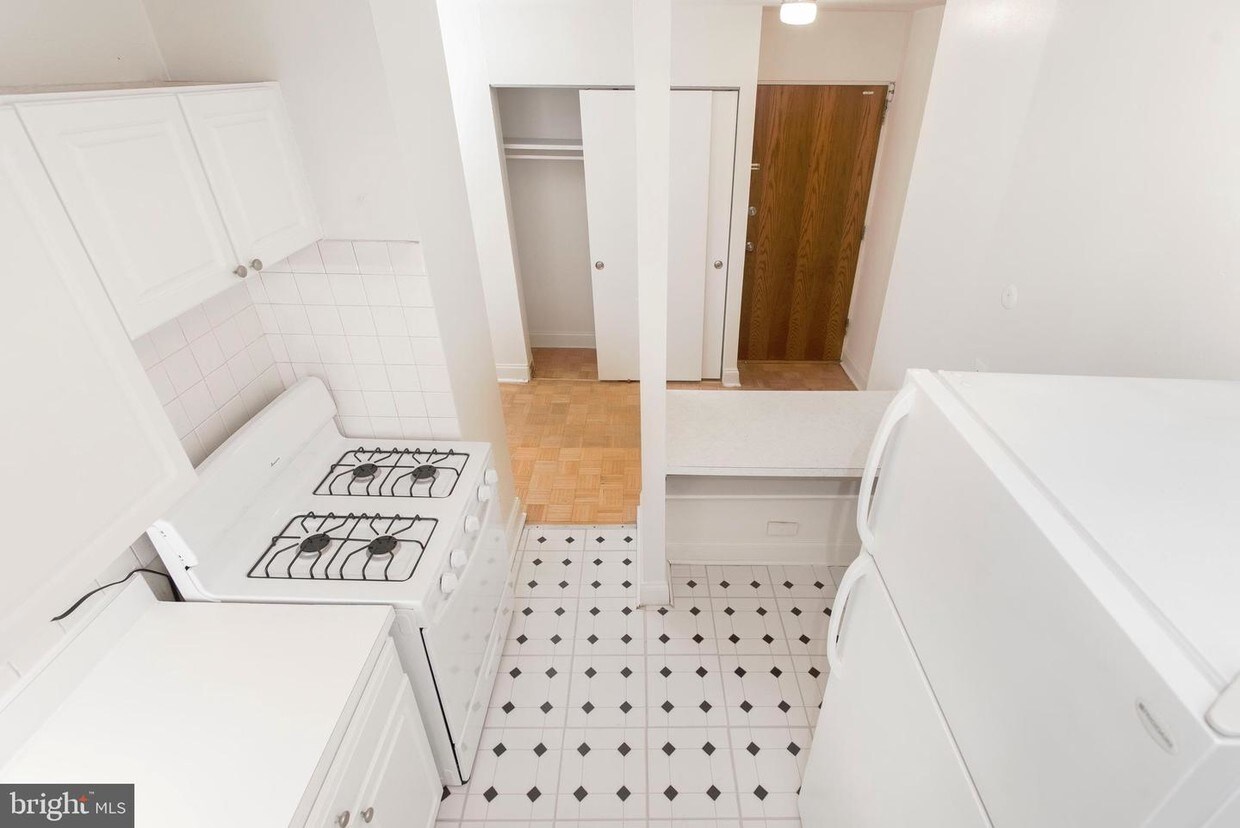Foto principal - 1218 Walnut St