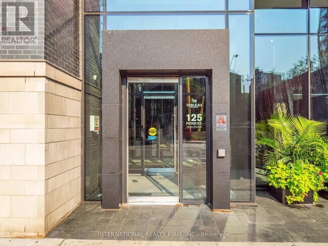Photo du bâtiment - 125 Peter St