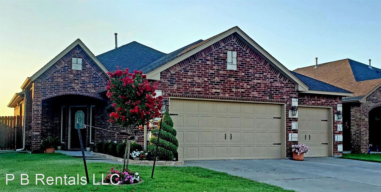 Primary Photo - 3 br, 2 bath House - 912 SW 79th Street