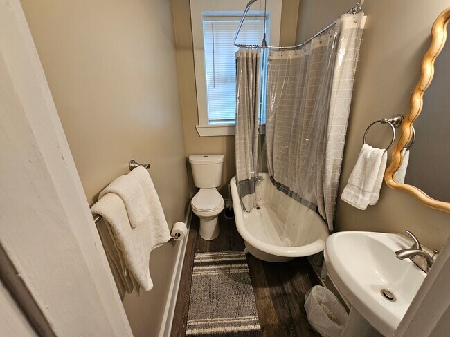 Foto del edificio - 525 E Manning St
