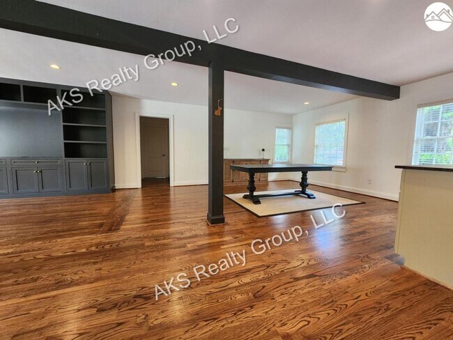 Foto del edificio - 2705 11th Ave S