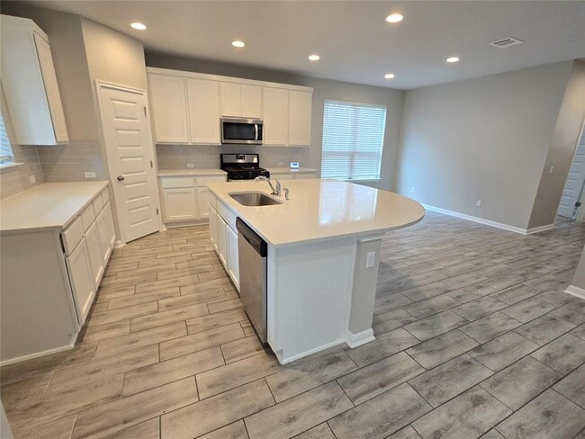 Foto del edificio - 2208 Limestone Lake Dr
