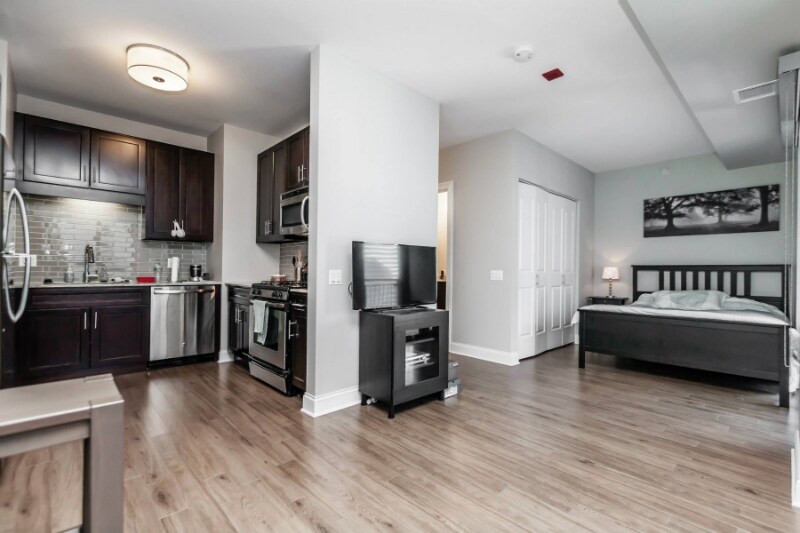 Foto principal - 92 W Hubbard St