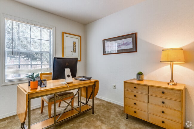 L-1A - 3 BR, 2.5 BA - 1,500SF - Carlton Arms of Ocala