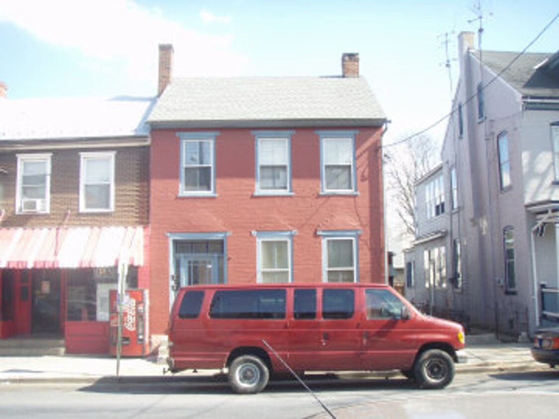 Primary Photo - 370 N 10th St