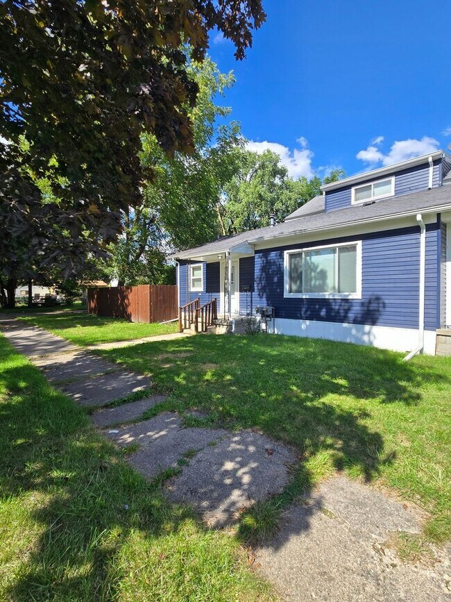 Foto del edificio - 723 S Woodbridge St
