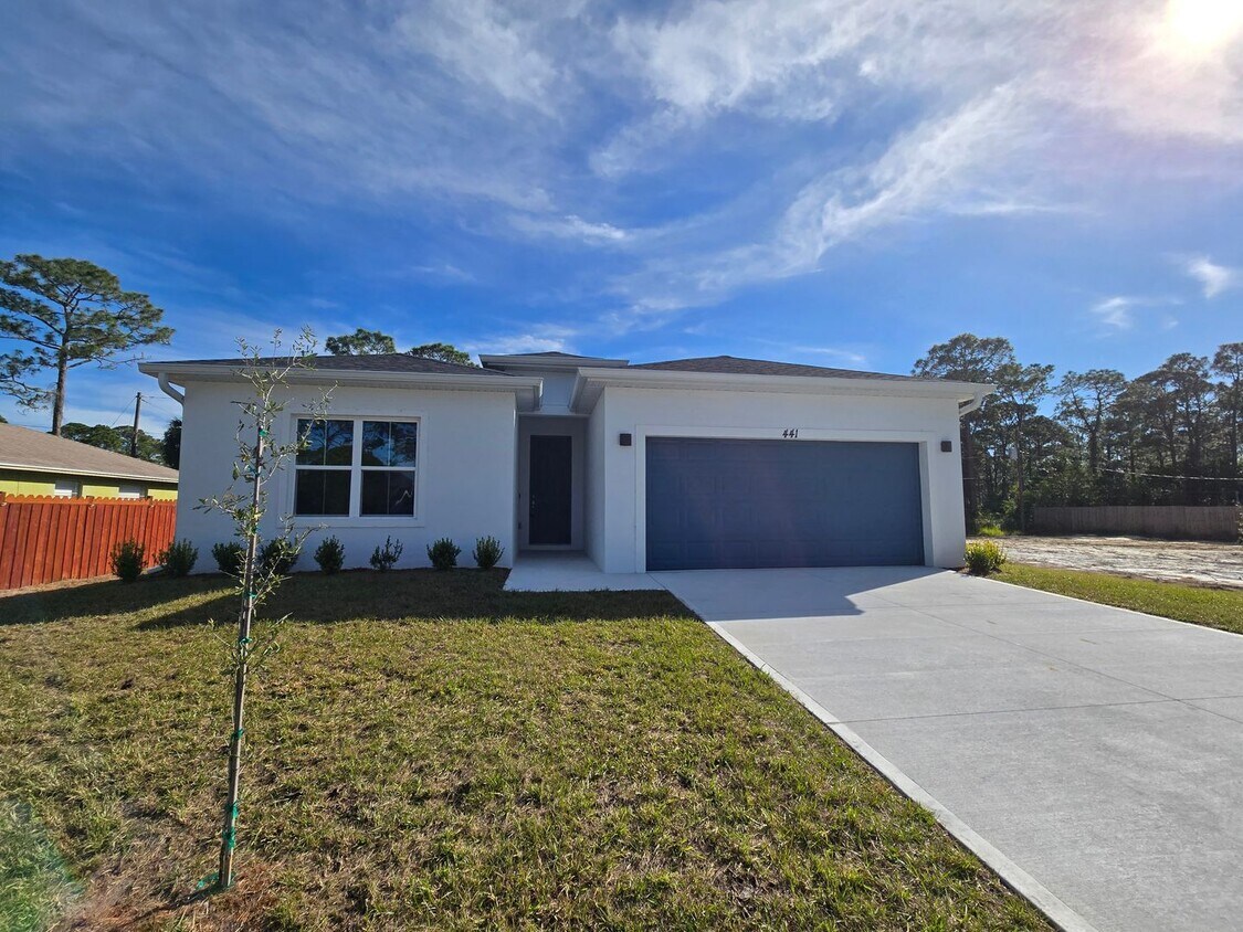 Primary Photo - Beautifual Palm Bay New Construction 4bed-...