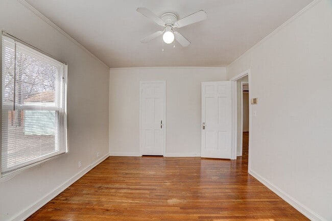Building Photo - 2Bed 1 Bath Near TU!