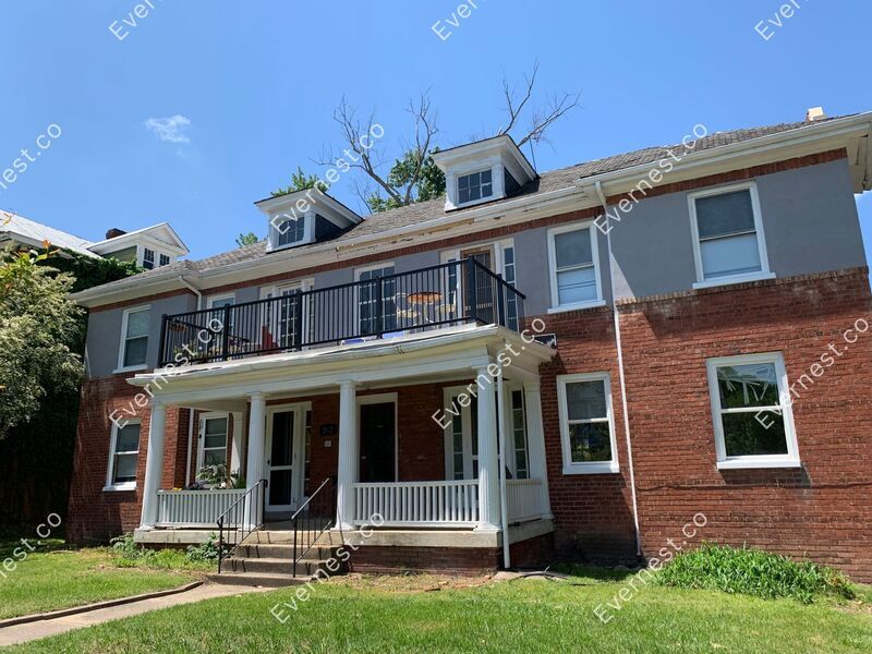 Primary Photo - 2602 Barton Ave