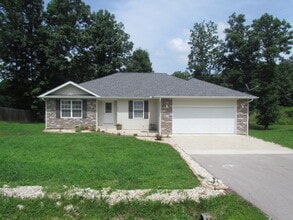 Building Photo - 24572 Topaz Ln