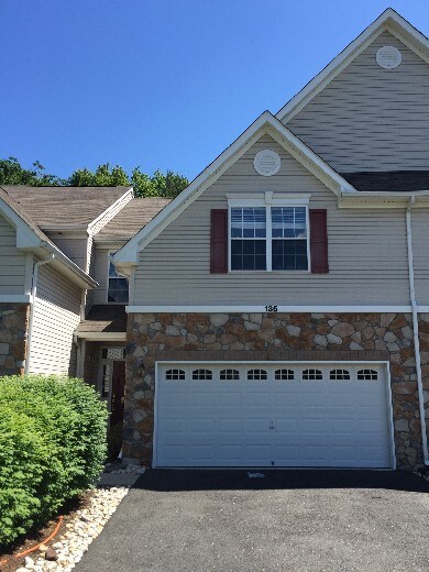 Foto principal - Hopewell Grant, Pennington, NJ Townhome