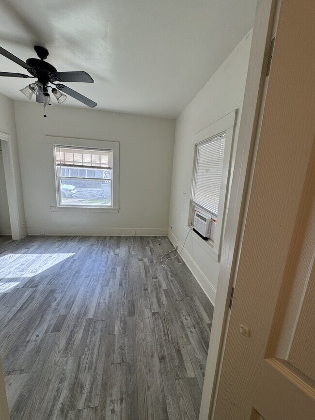 Foto del edificio - Welcome to this charming 1-bedroom, 1-bathroom home located in a convenient Merced neighborhood.