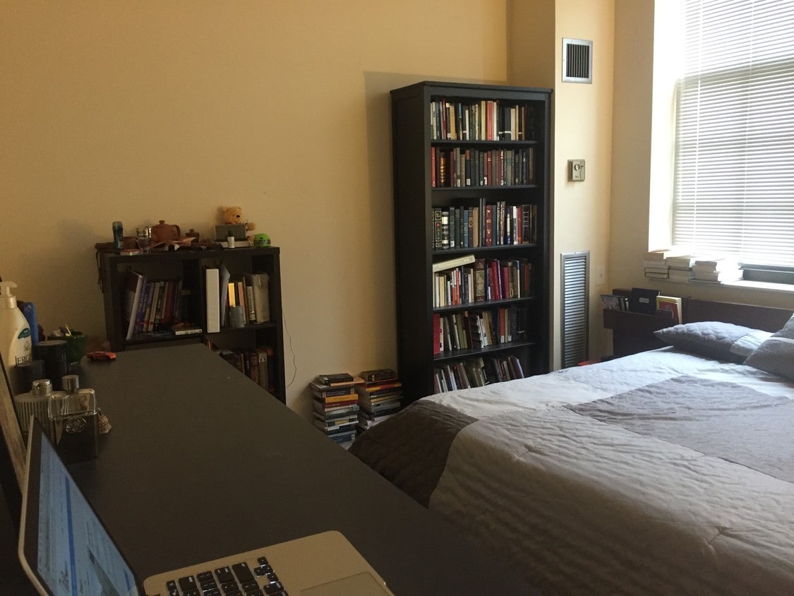 Private Room - 400 River Pl Dr