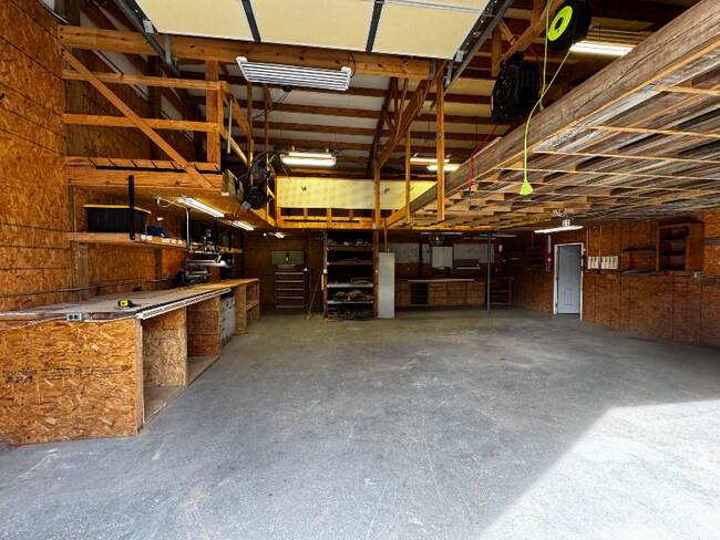 Foto del edificio - 791 Canterbury St