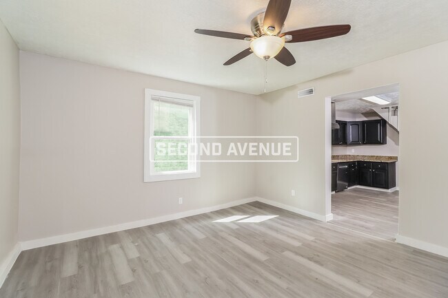 Building Photo - 1178 Simmons Ave