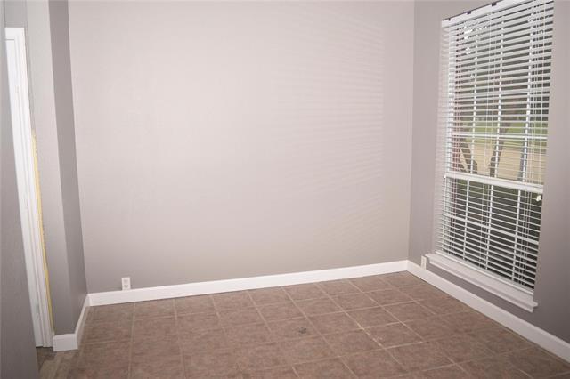 Building Photo - 1813 Walnut Hill Dr
