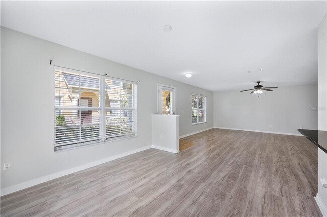Foto del edificio - 5394 River Rock Rd