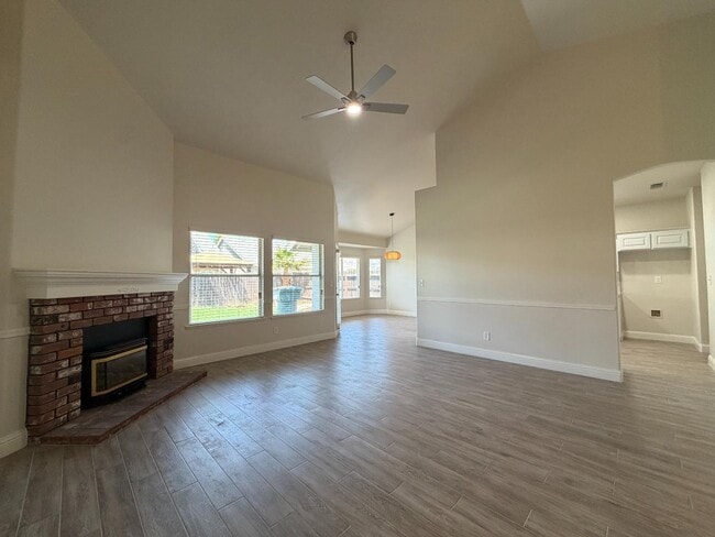 Building Photo - 2128 E St Andrew Dr