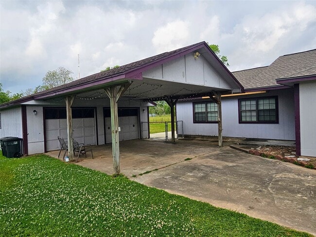 Building Photo - 1131 County Rd 515