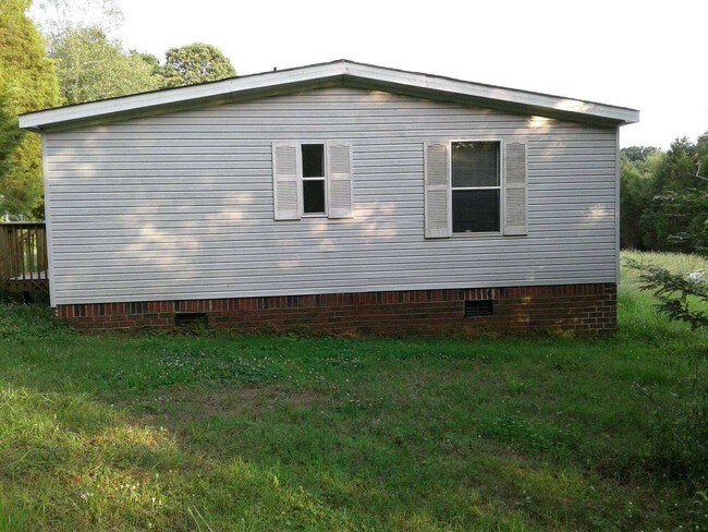 Building Photo - 435 Knotty Pine Cir