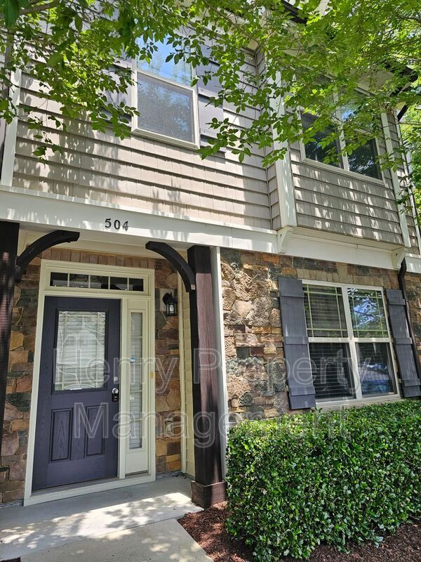 Photo - 504 Matheson Pl House