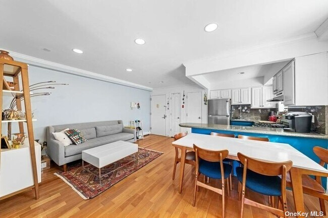 Foto del edificio - 83-71 116th St