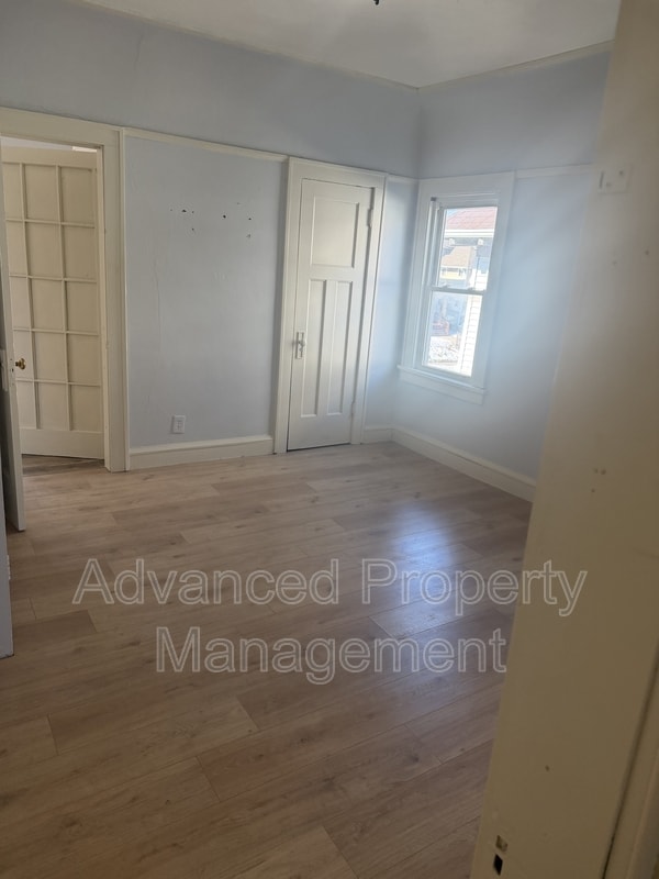 Building Photo - 2542 N 50th St