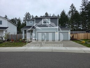 Building Photo - 51 NE Olympic Rdg
