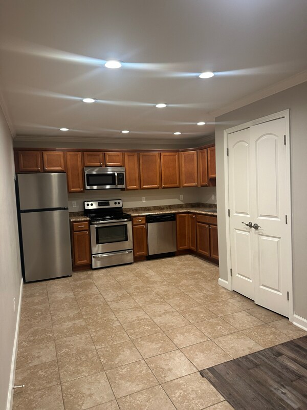 Foto del edificio - 1611 S Main St