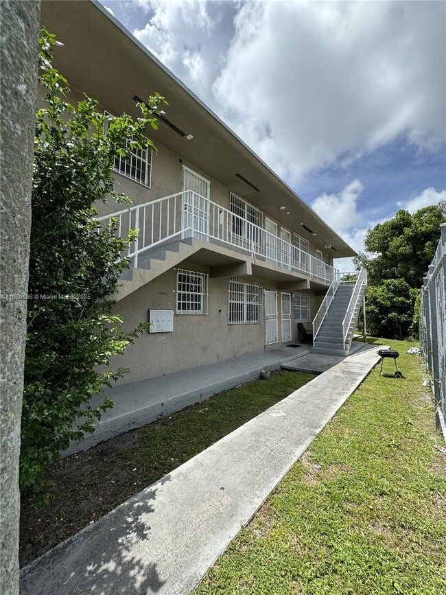 Building Photo - 1251 NW 59th St