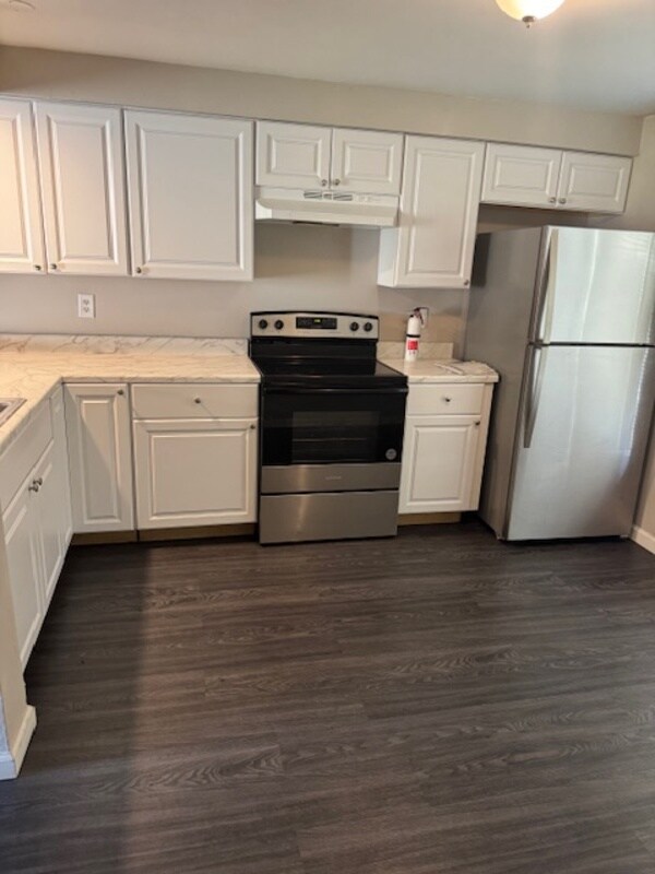 Building Photo - 7211 Branchwood Pl