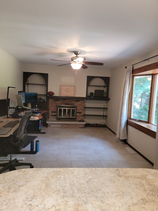 Building Photo - 1247 97th Ave