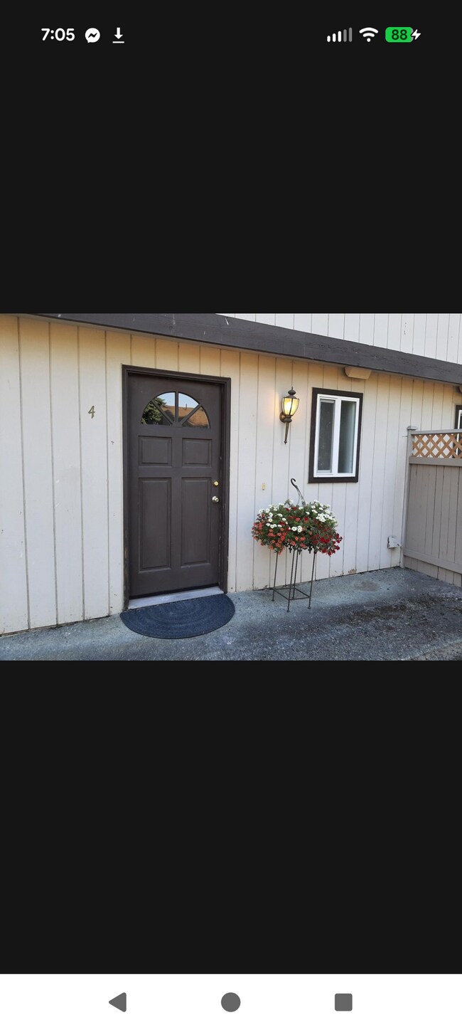 Building Photo - 4617 80th St NE