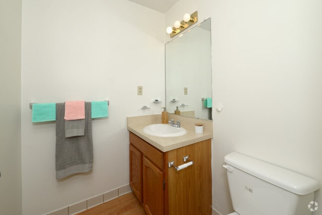Interior Photo - ReNew Taunton Apartment Collection