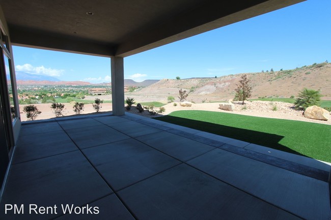 Building Photo - 2243 W Sunbrook Dr