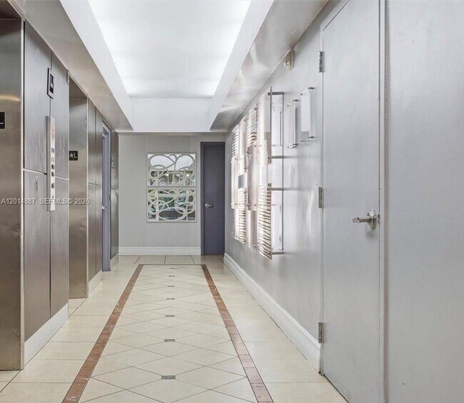 Foto del edificio - 800 N Miami Ave