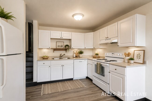 Building Photo - 6030 Yarrow St