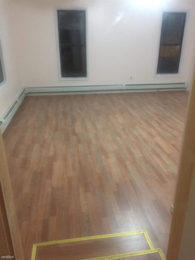 Building Photo - 3 br, 1 bath  - 1214 Central Ave