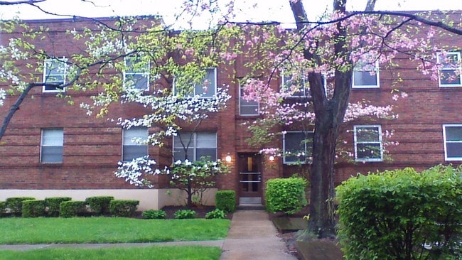 Building Photo - 6932 Murray Ave