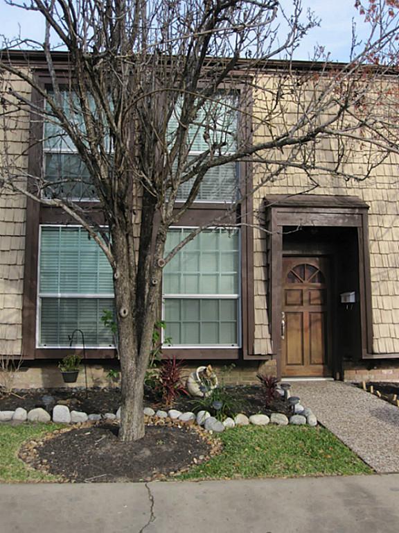 10126 Beekman Place Dr Houston Tx 77043 Townhouse For Rent In Building Photo 10126 Beekman Place Dr