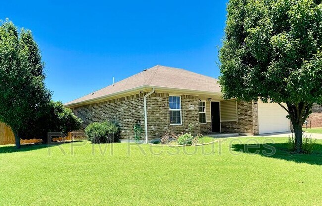 Foto del edificio - 4713 Hunter Blvd
