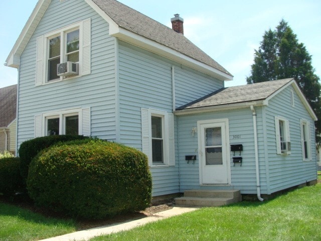 Photo - 3001 Kossuth St.