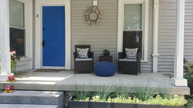 Building Photo - 245 Mason Rd