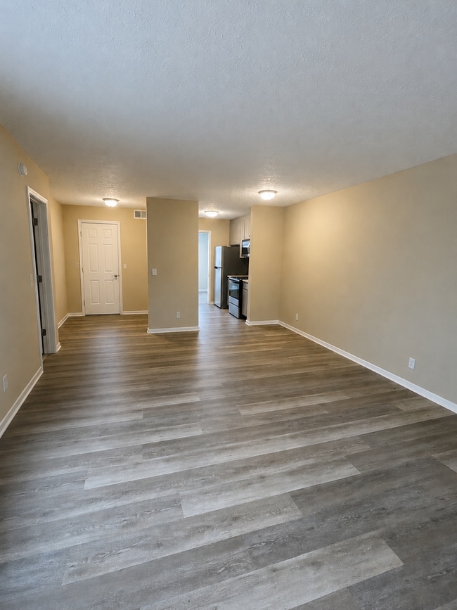 Photo - 531 Amquiwood Ct House