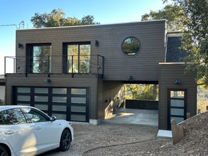 Building Photo - 5780 Violeta Ave