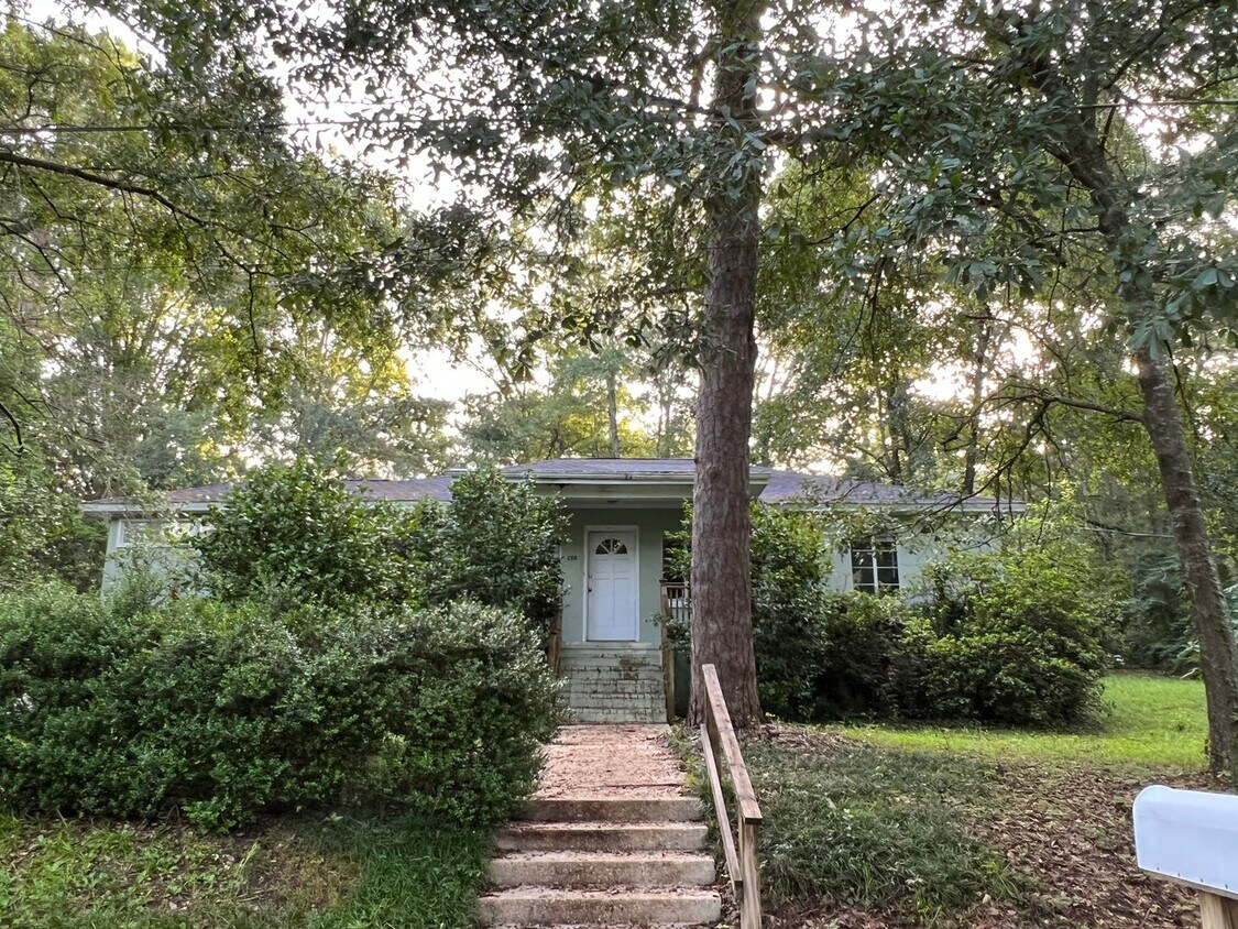 Foto del edificio - 2318 Amelia Cir