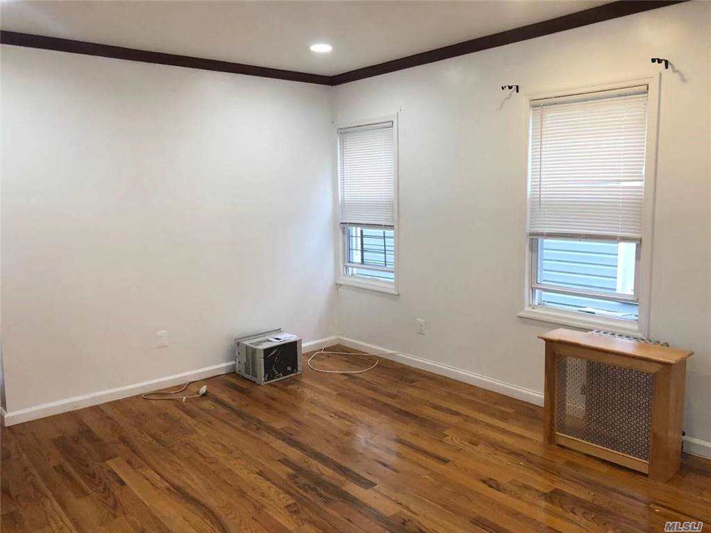 Foto principal - 93-18-93-75 75th St