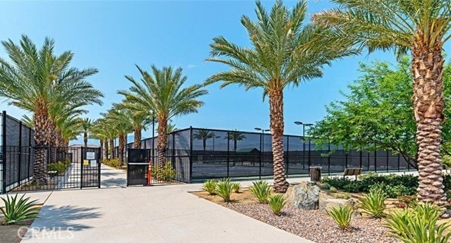 Building Photo - 43885 Arancia Way