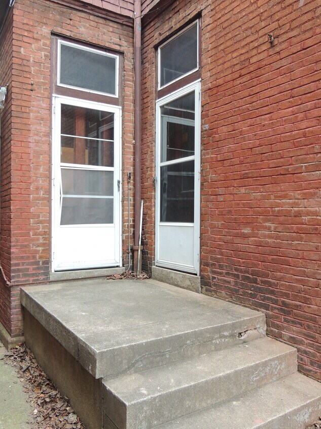 Foto del edificio - 1303 S 1st St