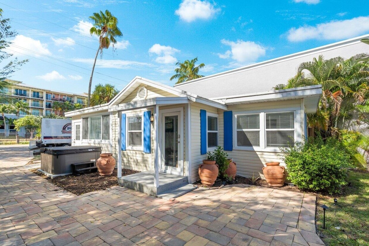 128 NE 4th Ave, Delray Beach, FL 33483 House Rental in Delray Beach